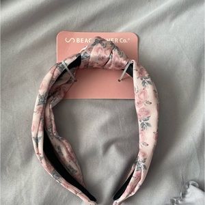 Cute Beachwaver rose gold hair pin NIP. Sold out on website